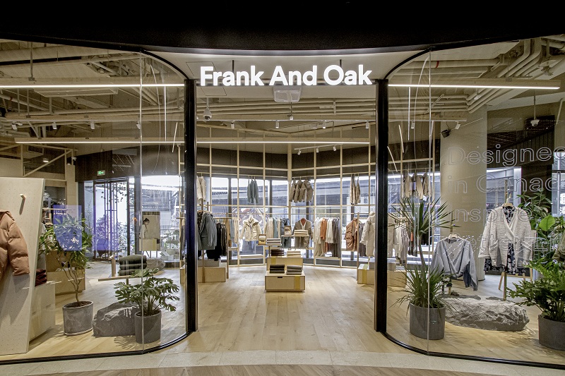 Frank And Oak亚洲首店登陆上海 延续可持续设计入前滩太古里品牌首店，于12-1日惊艳亮相