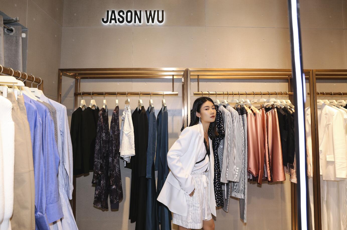 JASON WU和他的朋友们：JASON WU国内首家PHOTO STUDIO快闪店开启非凡蜕变之旅