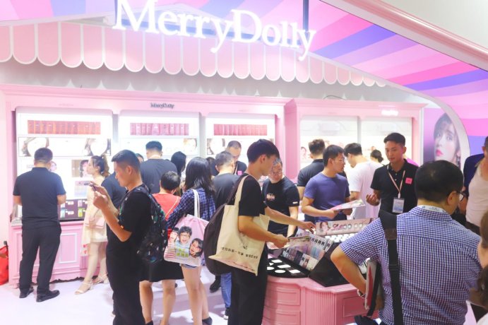 聚焦韩国美瞳 |MerryDolly2019年北京展 新品闪耀亮相 