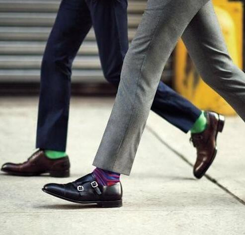 男生裤子袜子和鞋子的搭配有什么讲究 男士穿