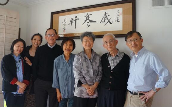 华裔著名作家谢汉兰到访洛杉矶 与亚裔文化学者交流