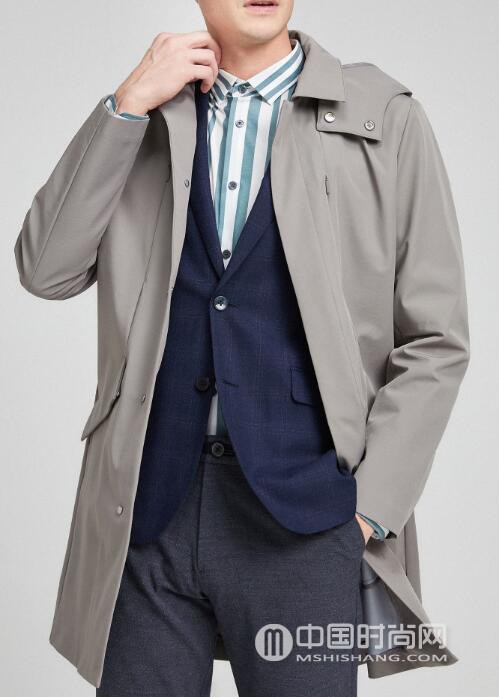 灰色大衣怎么搭配好看不烂大街 男生时尚百搭穿搭技巧 